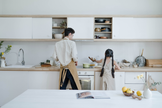 Phụ kiện tủ bếp Garis có tốt không? Đánh giá chi tiết về chất lượng & độ bền