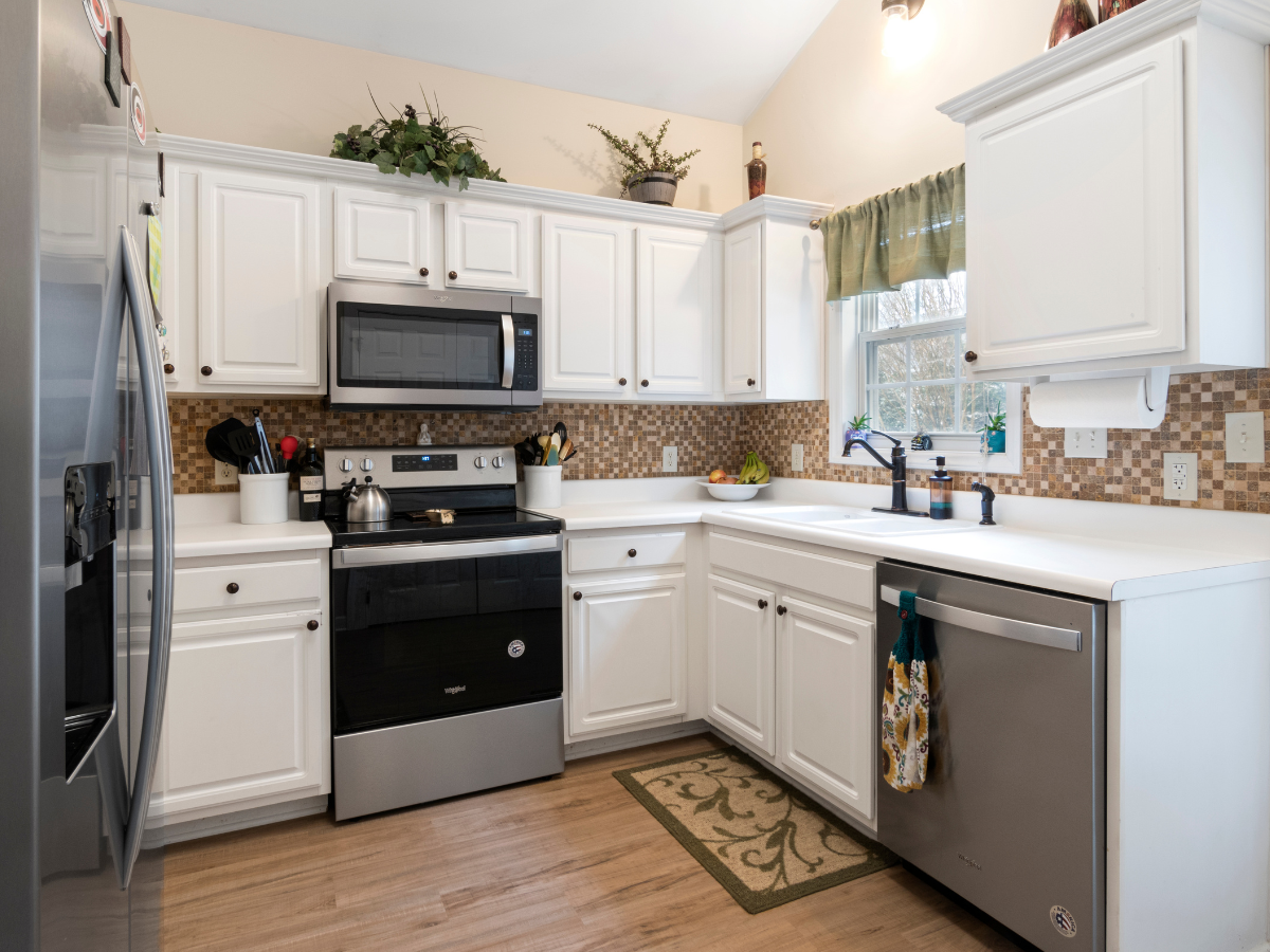 cach-sap-xep-nha-bep-gon-gang-sach-se