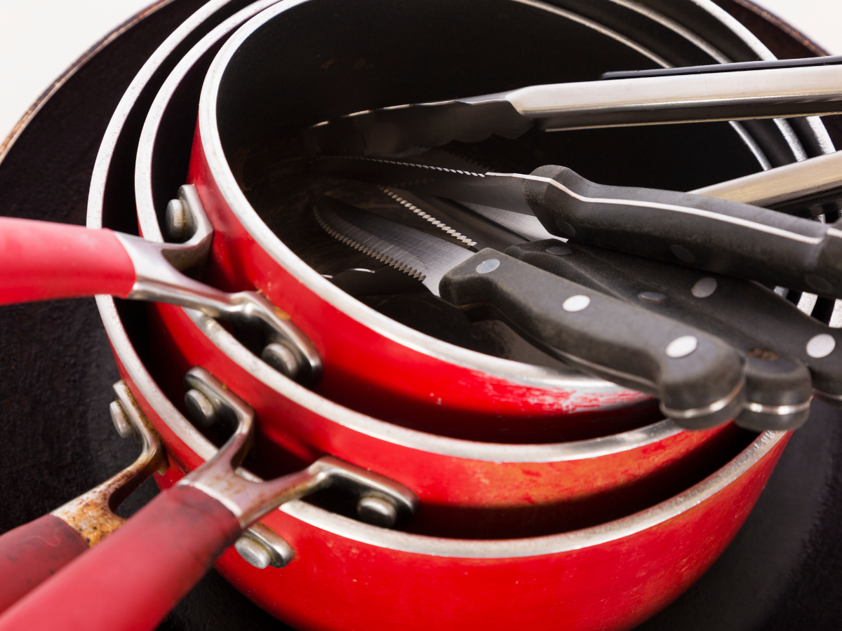 cach-sap-xep-xoong-noi-gon-gang