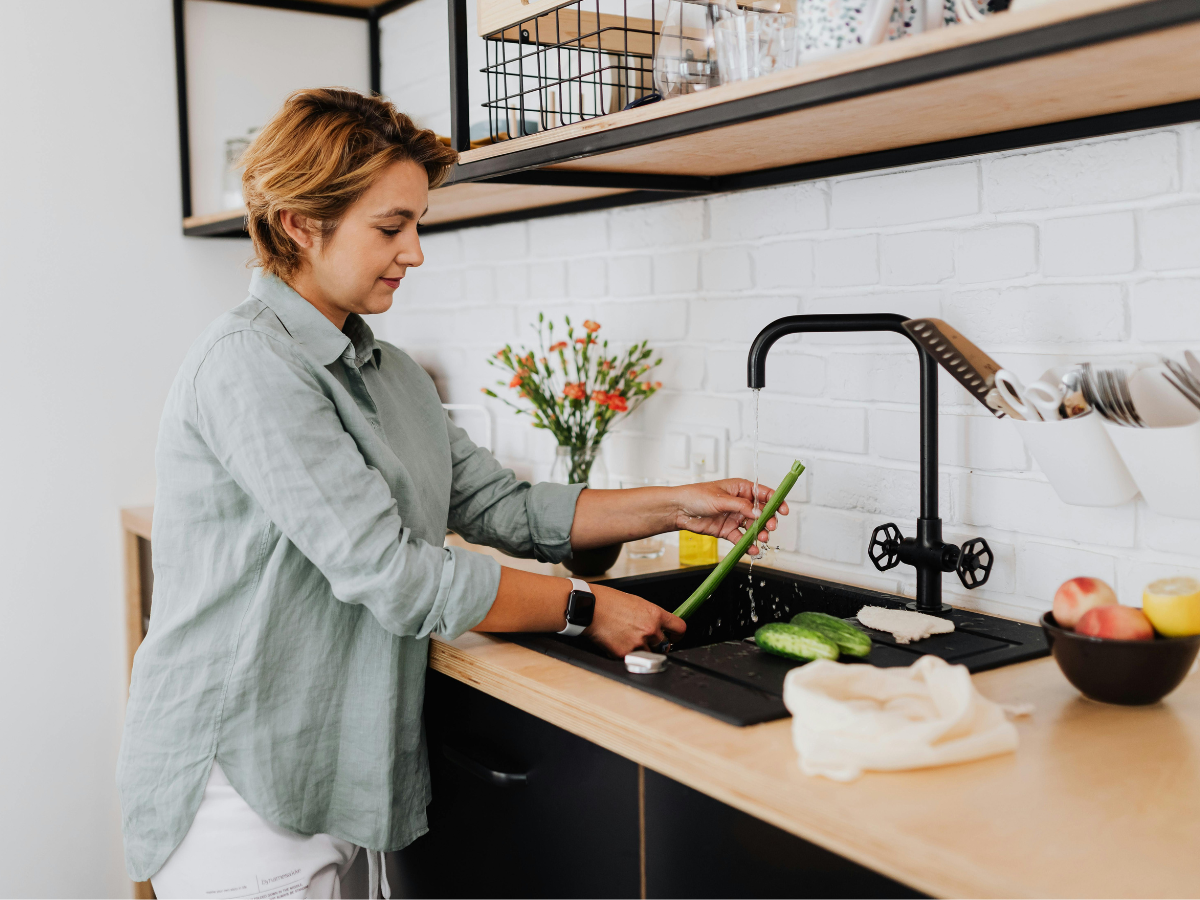 voi-rua-bat-day-rut-va-co-dinh-loai-nao-tien-dung-hon